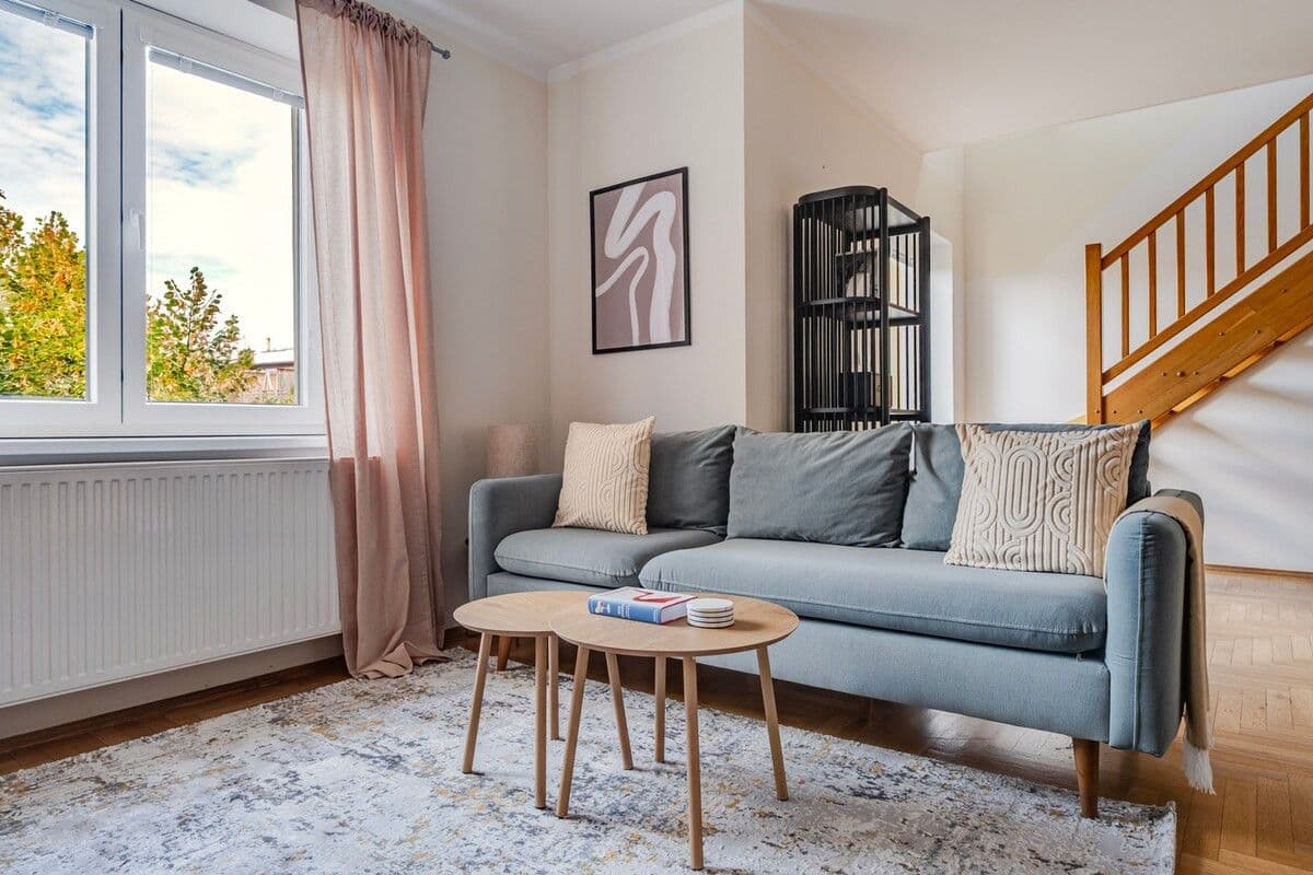 Prenájom bytu 90 m², Vinohradská, Praha, Praha Prenájom bytu 90 m², Vinohradská, Praha, Praha
