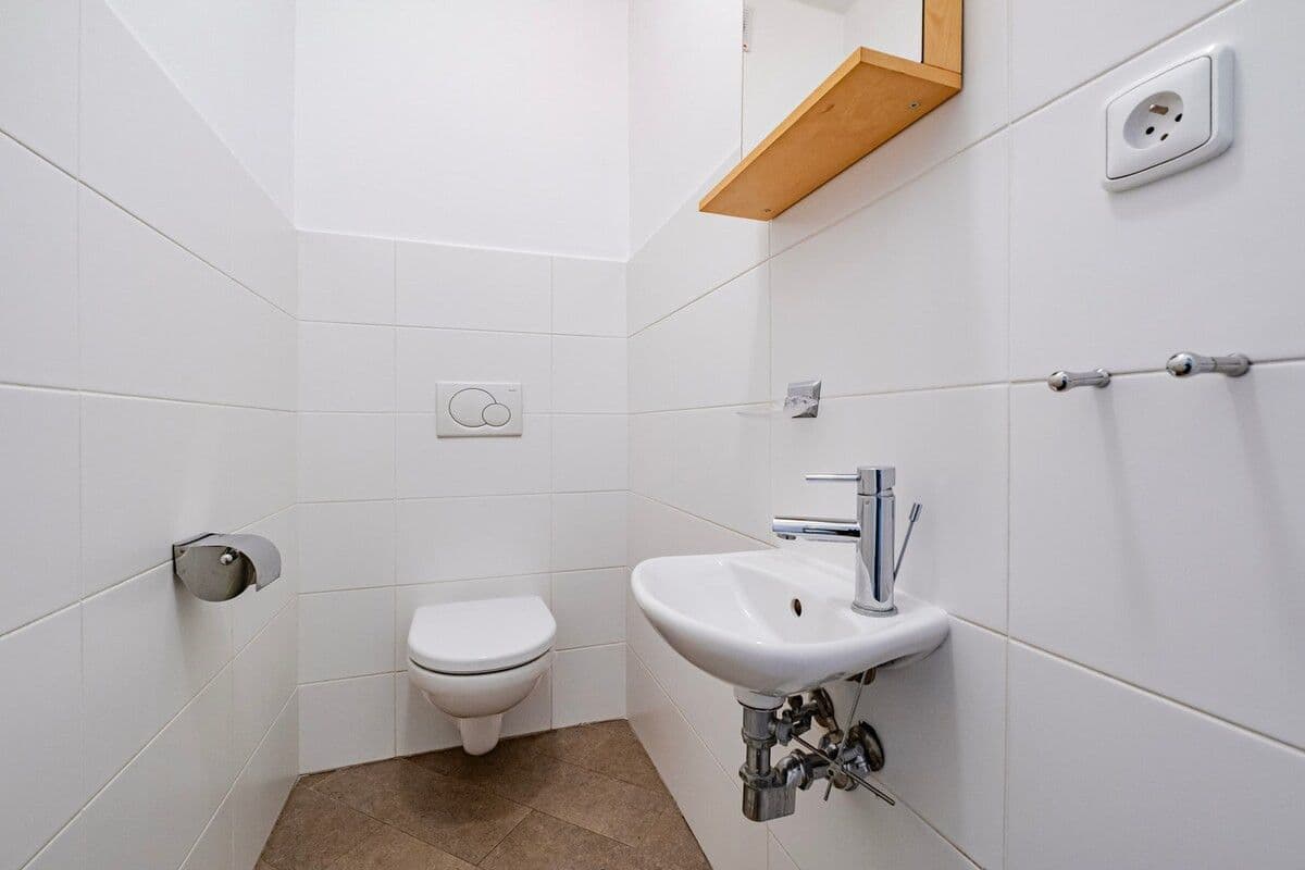 Prenájom bytu 90 m², Vinohradská, Praha, Praha Prenájom bytu 90 m², Vinohradská, Praha, Praha