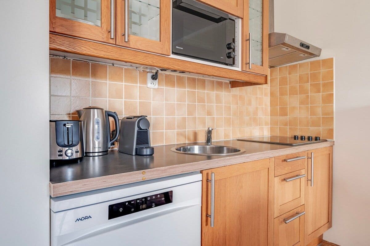Prenájom bytu 90 m², Vinohradská, Praha, Praha Prenájom bytu 90 m², Vinohradská, Praha, Praha