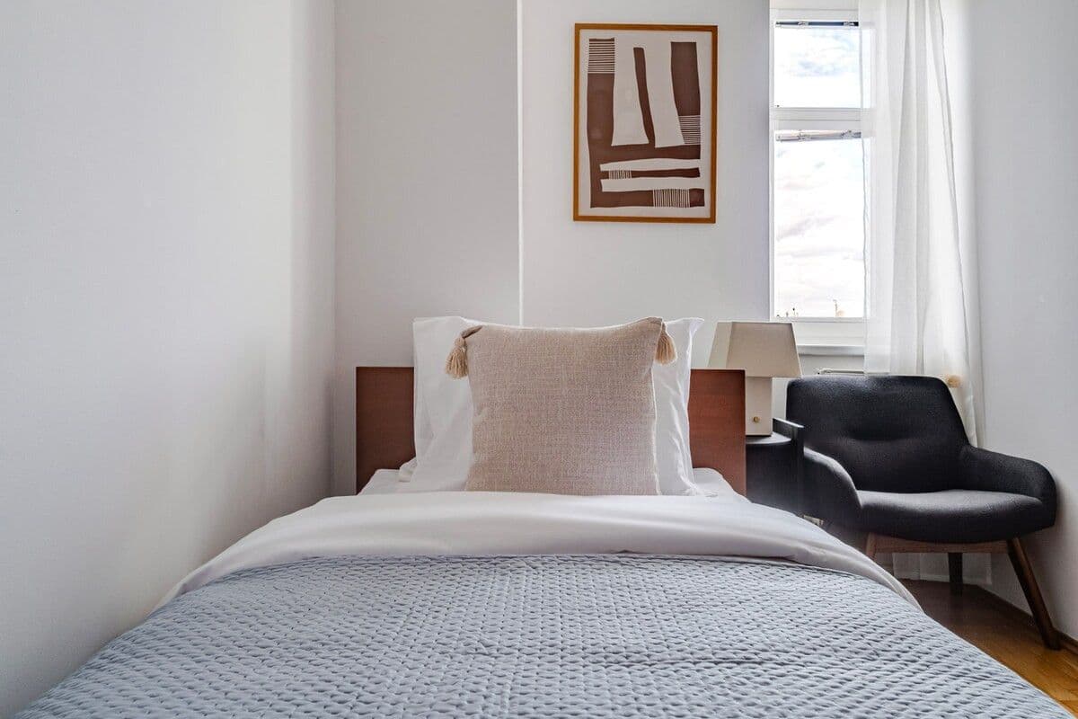 Prenájom bytu 90 m², Vinohradská, Praha, Praha Prenájom bytu 90 m², Vinohradská, Praha, Praha