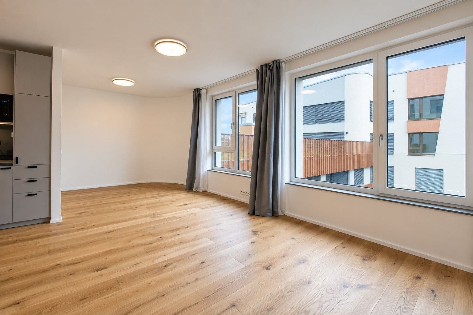 Prenájom bytu 1-izbový 36 m², U Komína, Praha, Praha Prenájom bytu 1-izbový 36 m², U Komína, Praha, Praha