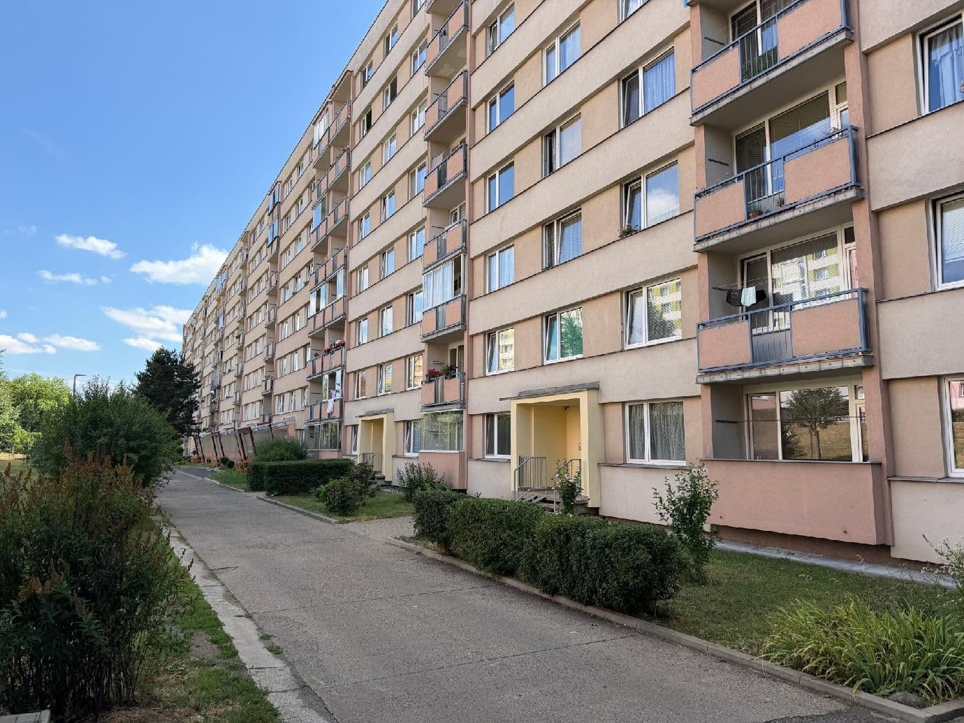 Predaj bytu 2-izbový 63 m², Ladova, Ústí nad Labem, Ústecký kraj Predaj bytu 2-izbový 63 m², Ladova, Ústí nad Labem, Ústecký kraj