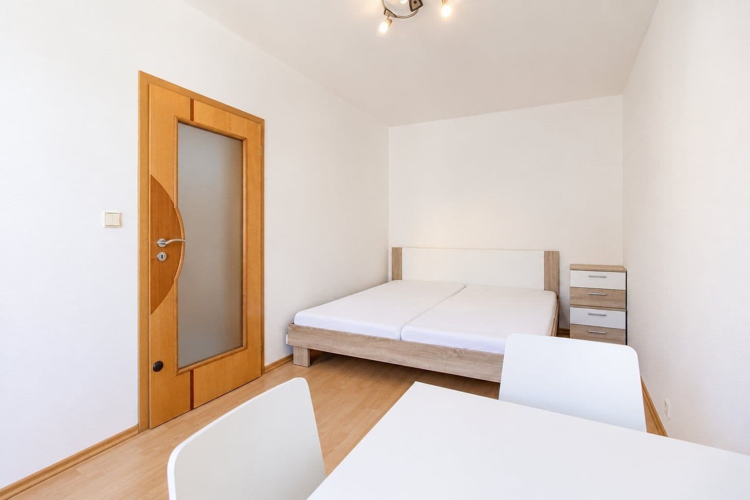 Prenájom bytu 2-izbový 53 m², Dukelská, Benešov, Středočeský kraj Prenájom bytu 2-izbový 53 m², Dukelská, Benešov, Středočeský kraj
