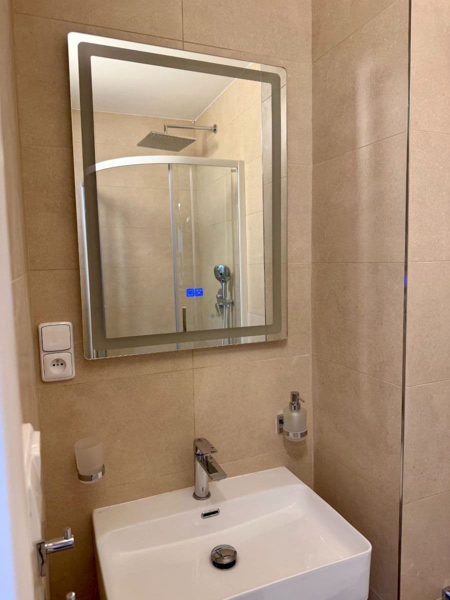 Predaj bytu 1-izbový 22 m², Nepilova, Beroun, Středočeský kraj Predaj bytu 1-izbový 22 m², Nepilova, Beroun, Středočeský kraj