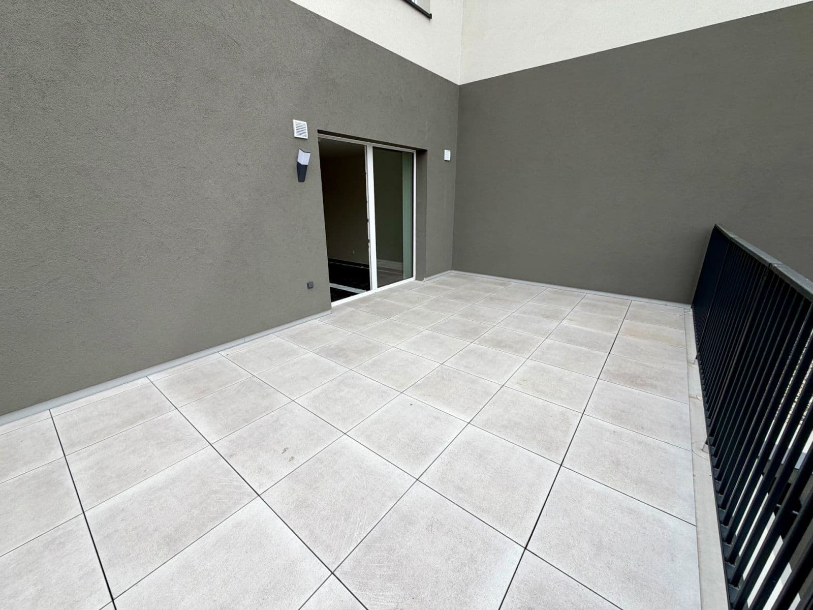 Predaj bytu 1-izbový 22 m², Nepilova, Beroun, Středočeský kraj Predaj bytu 1-izbový 22 m², Nepilova, Beroun, Středočeský kraj