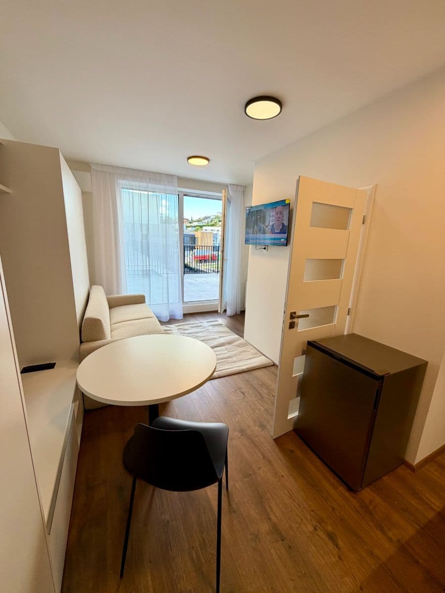 Predaj bytu 1-izbový 22 m², Nepilova, Beroun, Středočeský kraj Predaj bytu 1-izbový 22 m², Nepilova, Beroun, Středočeský kraj