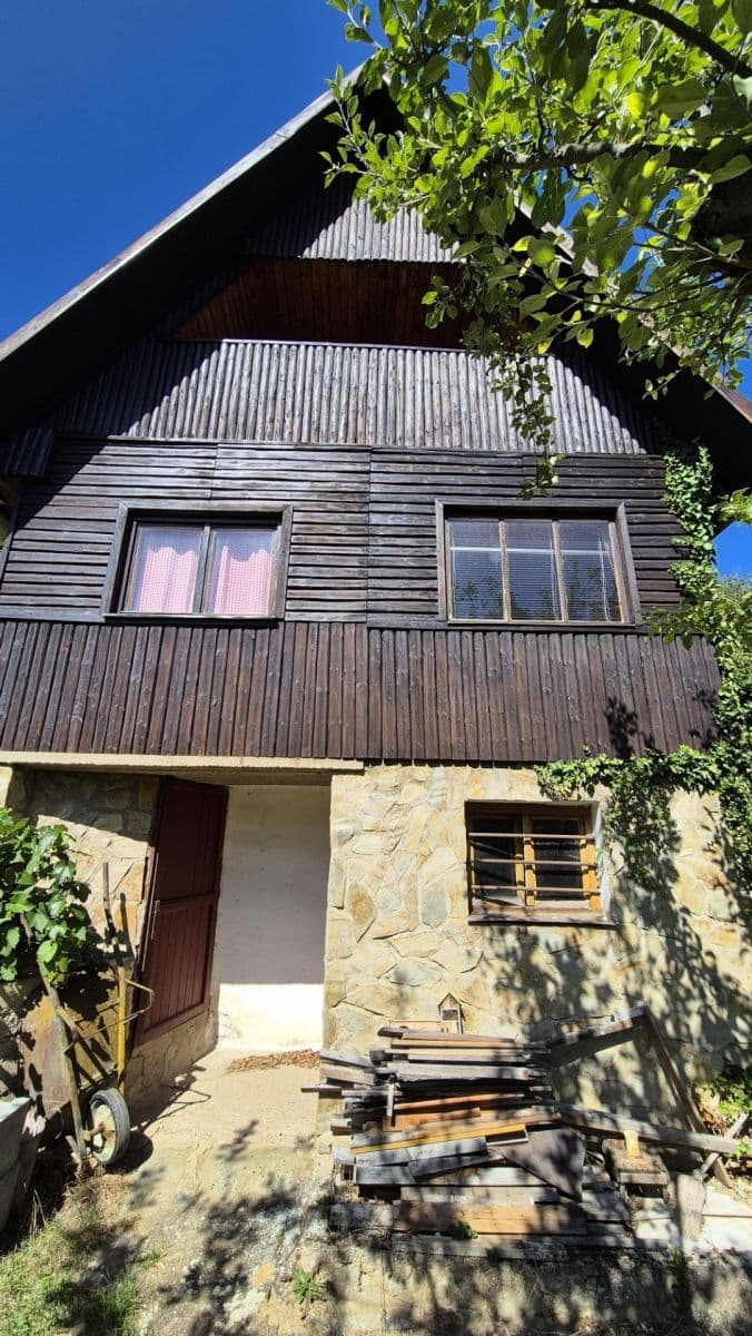 Predaj rekreačného objektu 50 m², pozemok 368 m², Lichoceves, Středočeský kraj Predaj rekreačného objektu 50 m², pozemok 368 m², Lichoceves, Středočeský kraj