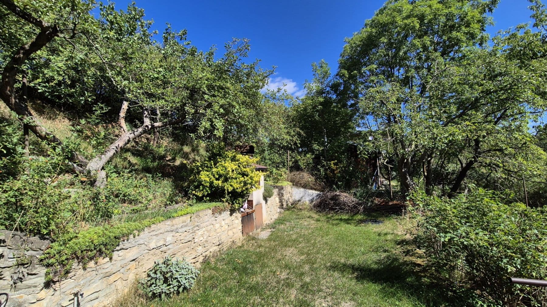 Predaj rekreačného objektu 50 m², pozemok 368 m², Lichoceves, Středočeský kraj Predaj rekreačného objektu 50 m², pozemok 368 m², Lichoceves, Středočeský kraj