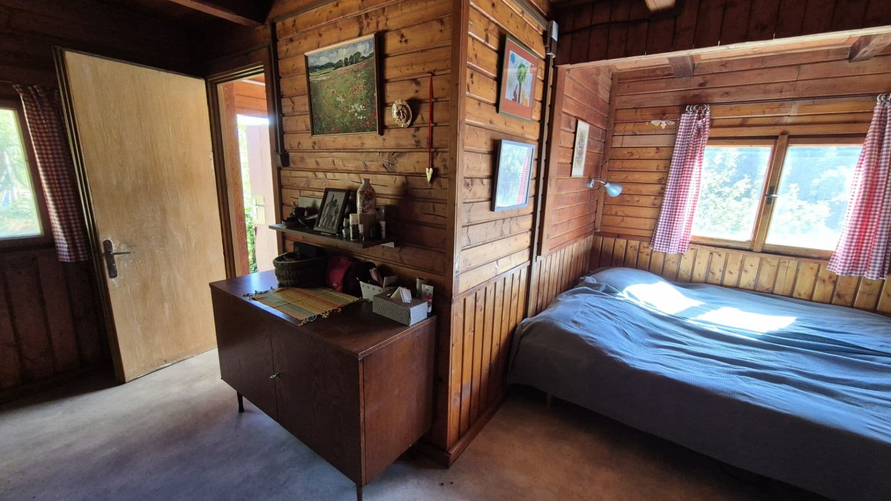 Predaj rekreačného objektu 50 m², pozemok 368 m², Lichoceves, Středočeský kraj Predaj rekreačného objektu 50 m², pozemok 368 m², Lichoceves, Středočeský kraj