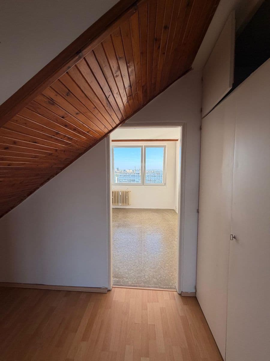 Predaj bytu 4-izbový 78 m², Sládkovičova, Praha, Praha Predaj bytu 4-izbový 78 m², Sládkovičova, Praha, Praha
