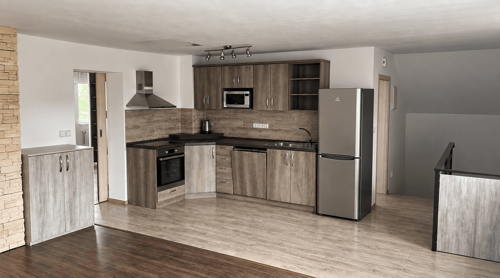 Prenájom bytu 3-izbový 77 m², Legera, Zlín, Zlínský kraj Prenájom bytu 3-izbový 77 m², Legera, Zlín, Zlínský kraj