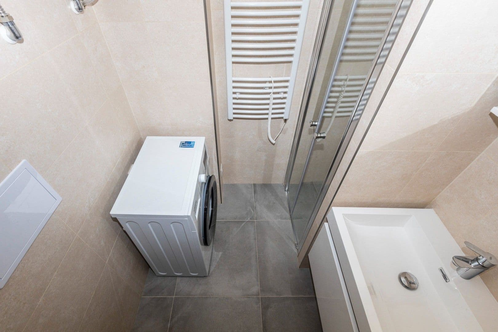 Prenájom bytu 2-izbový 50 m², Jivenská, Praha, Praha Prenájom bytu 2-izbový 50 m², Jivenská, Praha, Praha