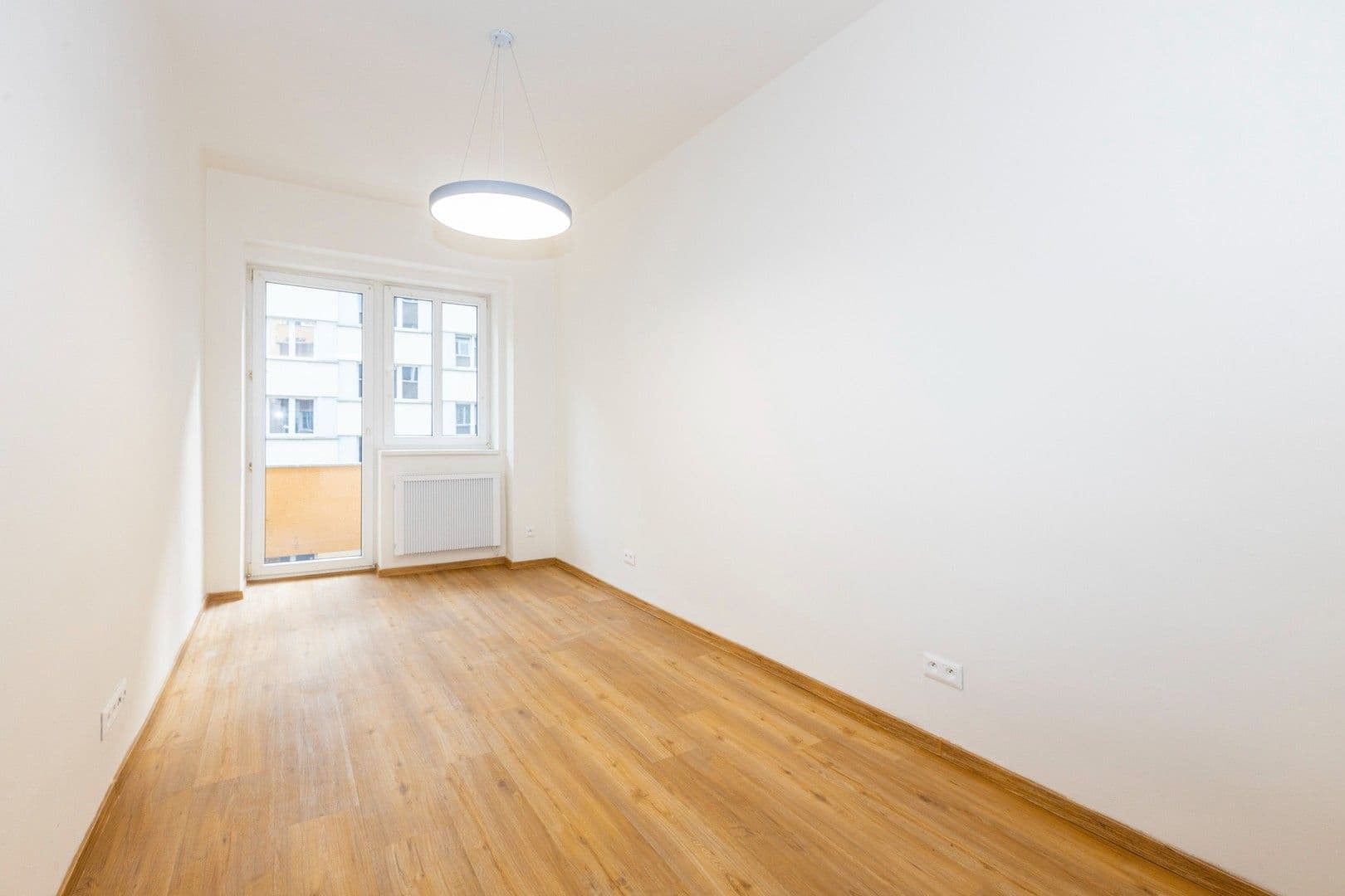 Prenájom bytu 2-izbový 50 m², Jivenská, Praha, Praha Prenájom bytu 2-izbový 50 m², Jivenská, Praha, Praha