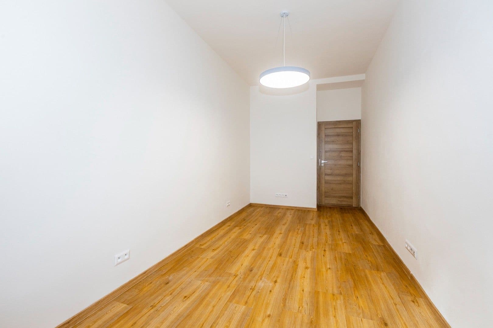 Prenájom bytu 2-izbový 50 m², Jivenská, Praha, Praha Prenájom bytu 2-izbový 50 m², Jivenská, Praha, Praha