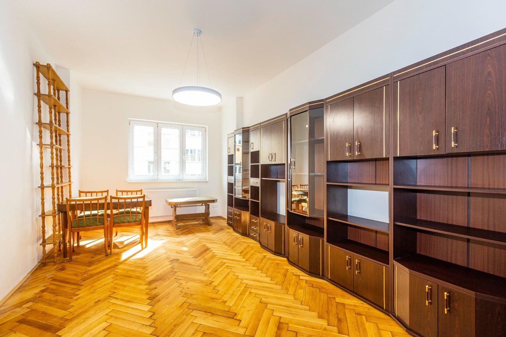 Prenájom bytu 2-izbový 50 m², Jivenská, Praha, Praha Prenájom bytu 2-izbový 50 m², Jivenská, Praha, Praha