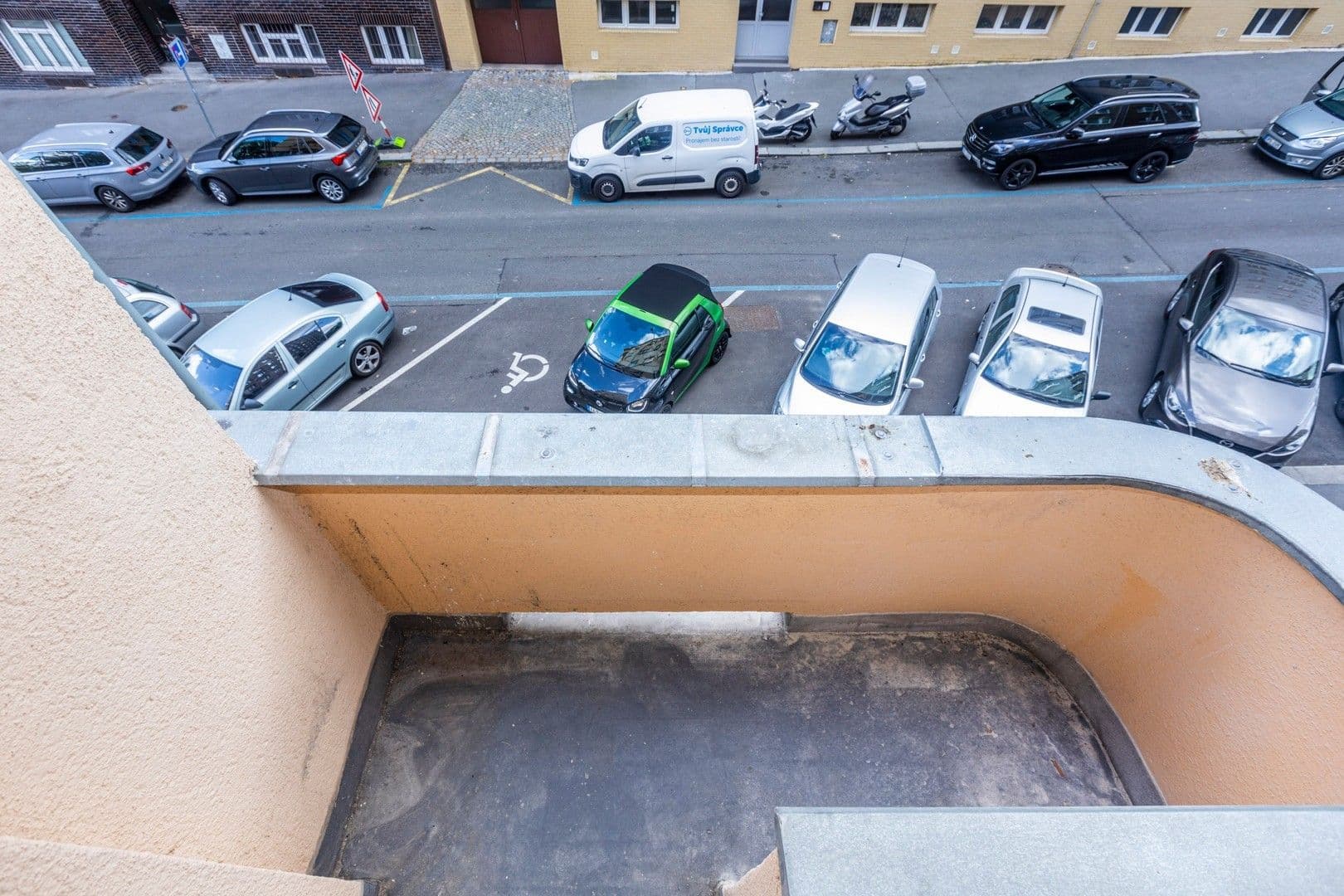 Prenájom bytu 2-izbový 50 m², Jivenská, Praha, Praha Prenájom bytu 2-izbový 50 m², Jivenská, Praha, Praha