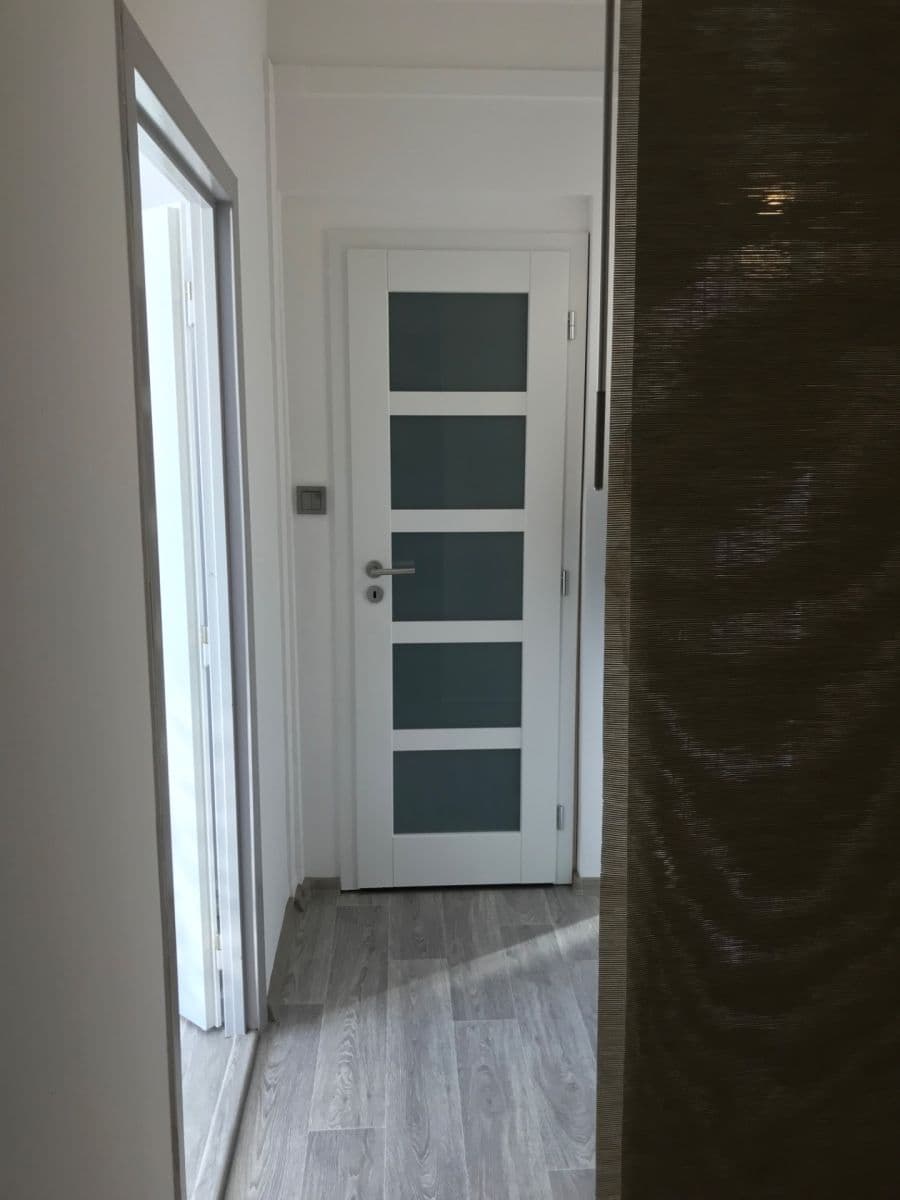 Prenájom bytu 2-izbový 45 m², Okružní, Zlín, Zlínský kraj Prenájom bytu 2-izbový 45 m², Okružní, Zlín, Zlínský kraj