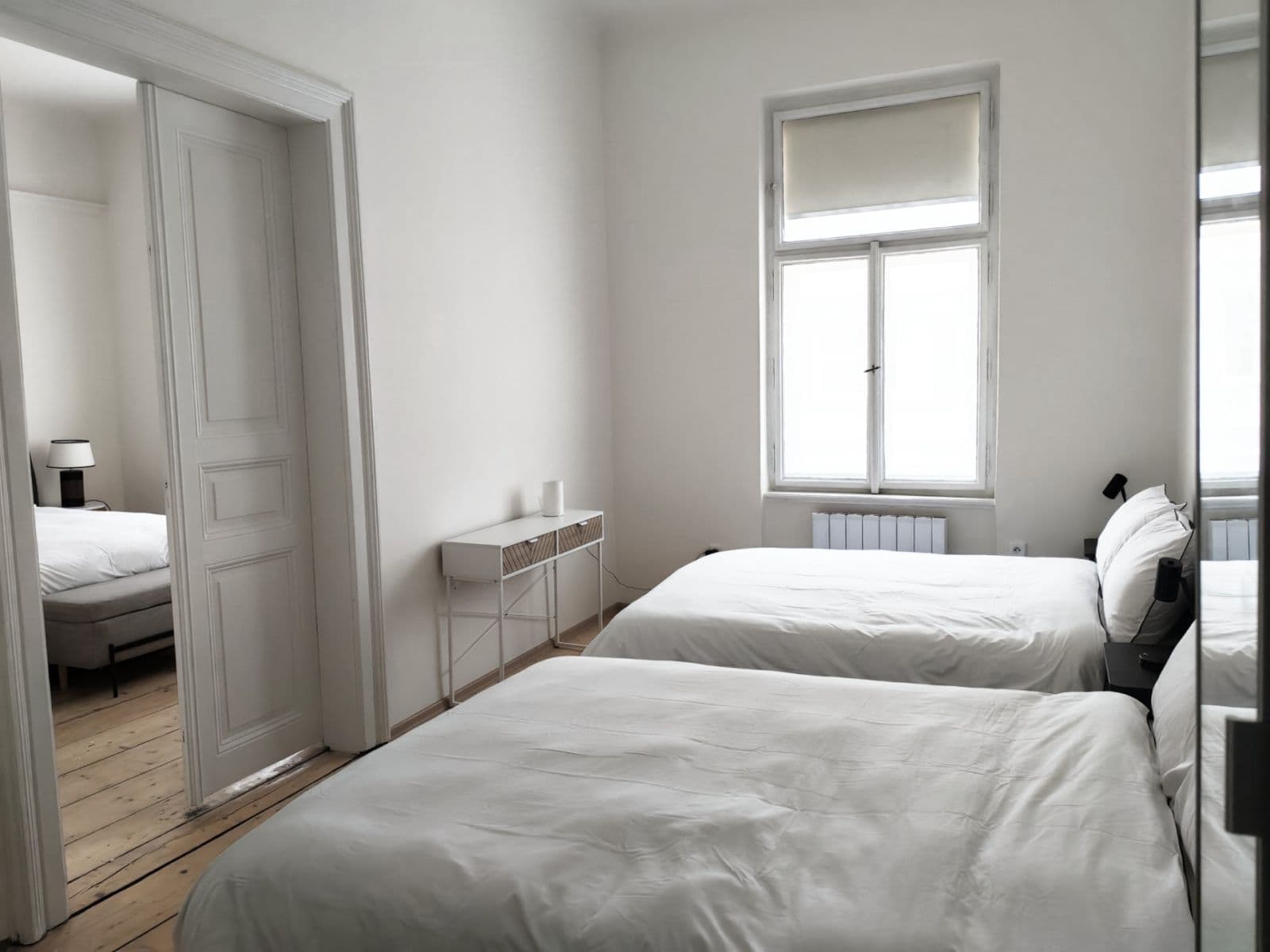 Prenájom bytu 3-izbový 99 m², Slezská, Praha, Praha Prenájom bytu 3-izbový 99 m², Slezská, Praha, Praha