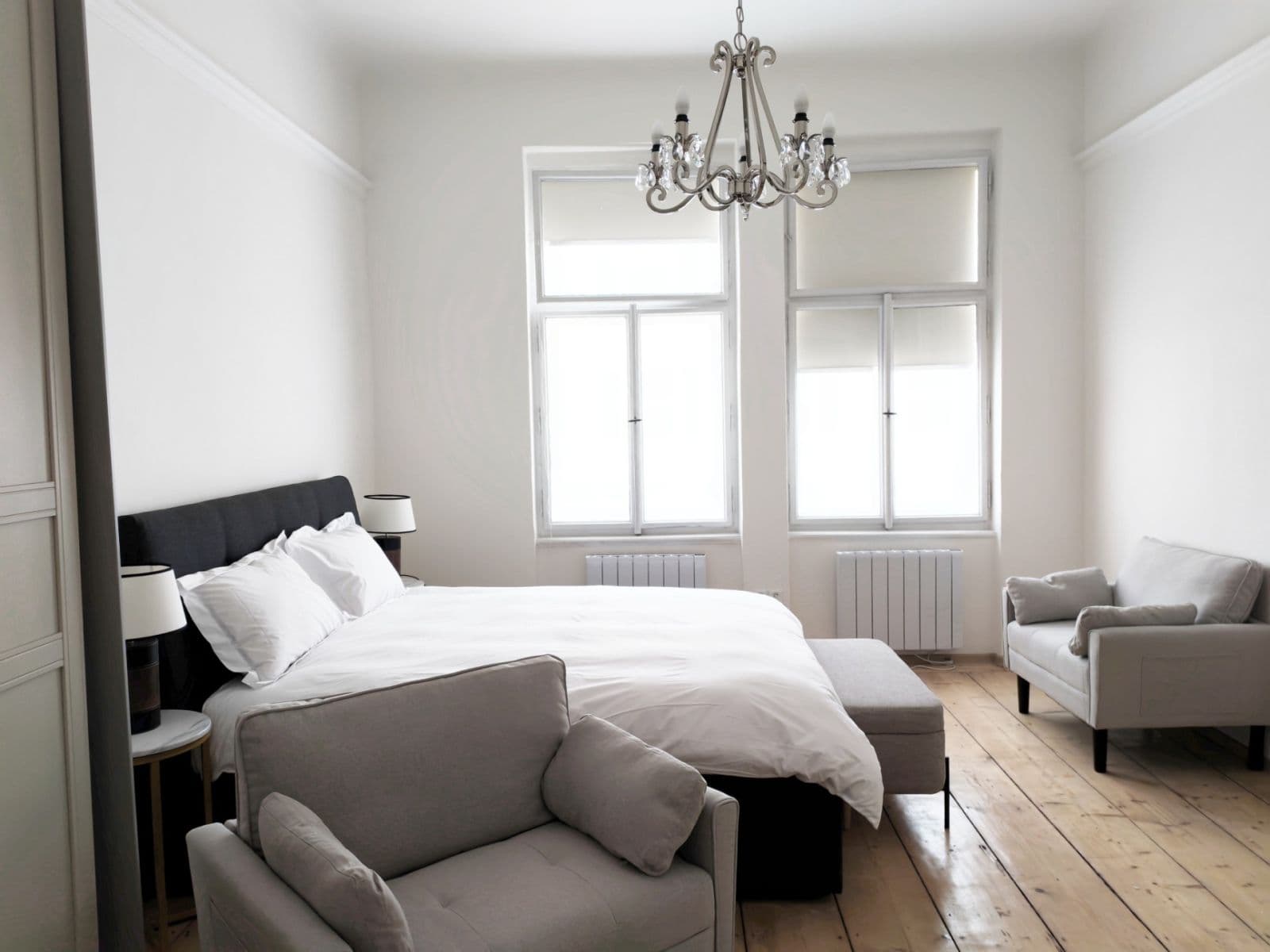 Prenájom bytu 3-izbový 99 m², Slezská, Praha, Praha Prenájom bytu 3-izbový 99 m², Slezská, Praha, Praha
