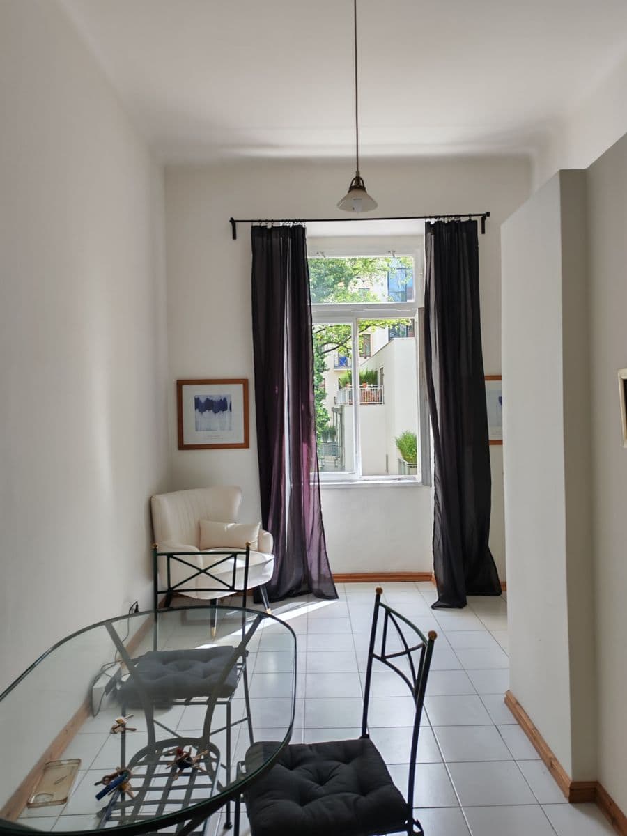 Prenájom bytu 2-izbový 56 m², Slezská, Praha, Praha Prenájom bytu 2-izbový 56 m², Slezská, Praha, Praha