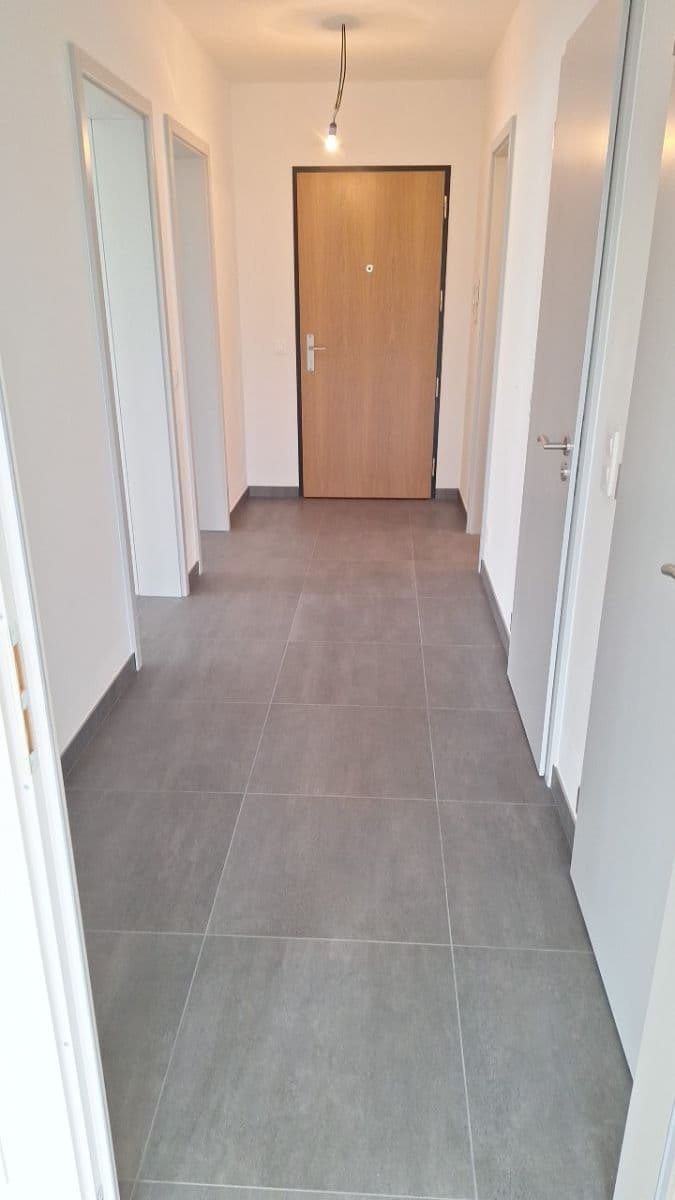 Prenájom bytu 3-izbový 77 m², Za Pískovnou, Praha, Praha Prenájom bytu 3-izbový 77 m², Za Pískovnou, Praha, Praha