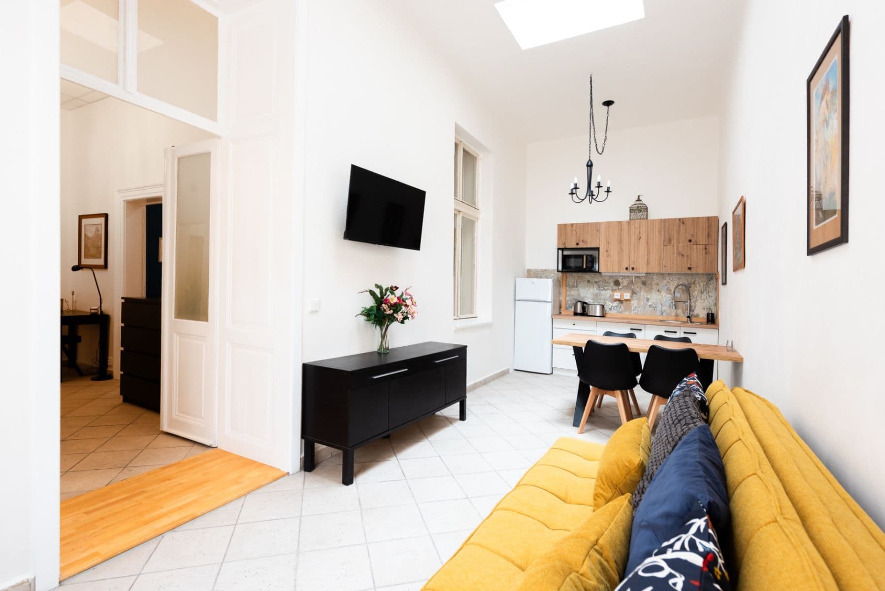 Prenájom bytu 2-izbový 65 m², Sokolovská, Praha, Praha Prenájom bytu 2-izbový 65 m², Sokolovská, Praha, Praha