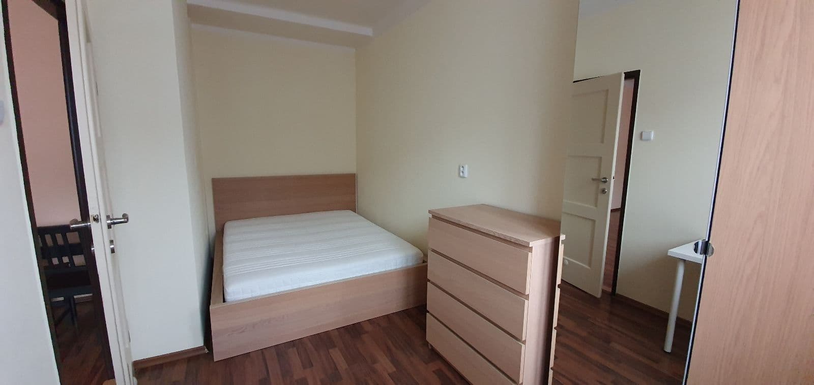 Prenájom bytu 2-izbový 38 m², Humpolecká, Praha, Praha Prenájom bytu 2-izbový 38 m², Humpolecká, Praha, Praha