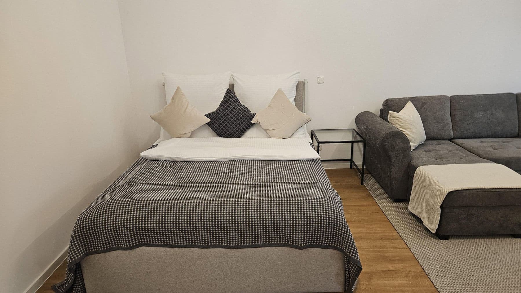 Prenájom bytu 1-izbový 43 m², Langen, Hesensko Prenájom bytu 1-izbový 43 m², Langen, Hesensko