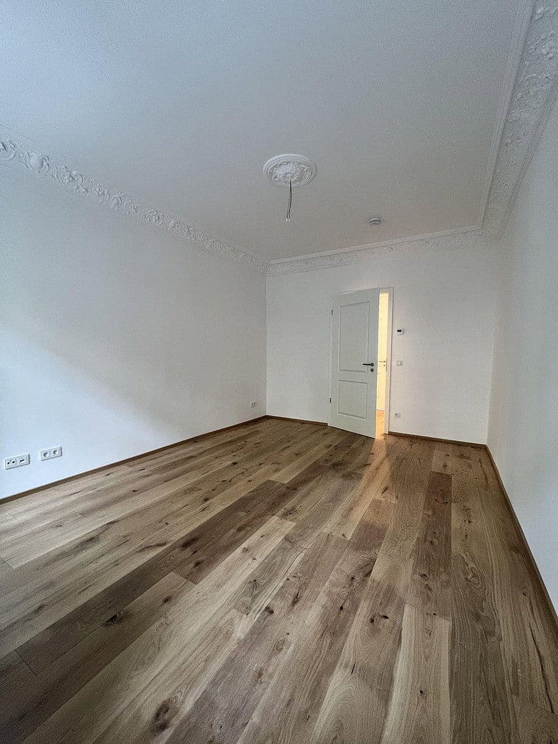 Prenájom bytu 3-izbový 72 m², Ludwigstraße 96, Leipzig, Sasko Prenájom bytu 3-izbový 72 m², Ludwigstraße 96, Leipzig, Sasko