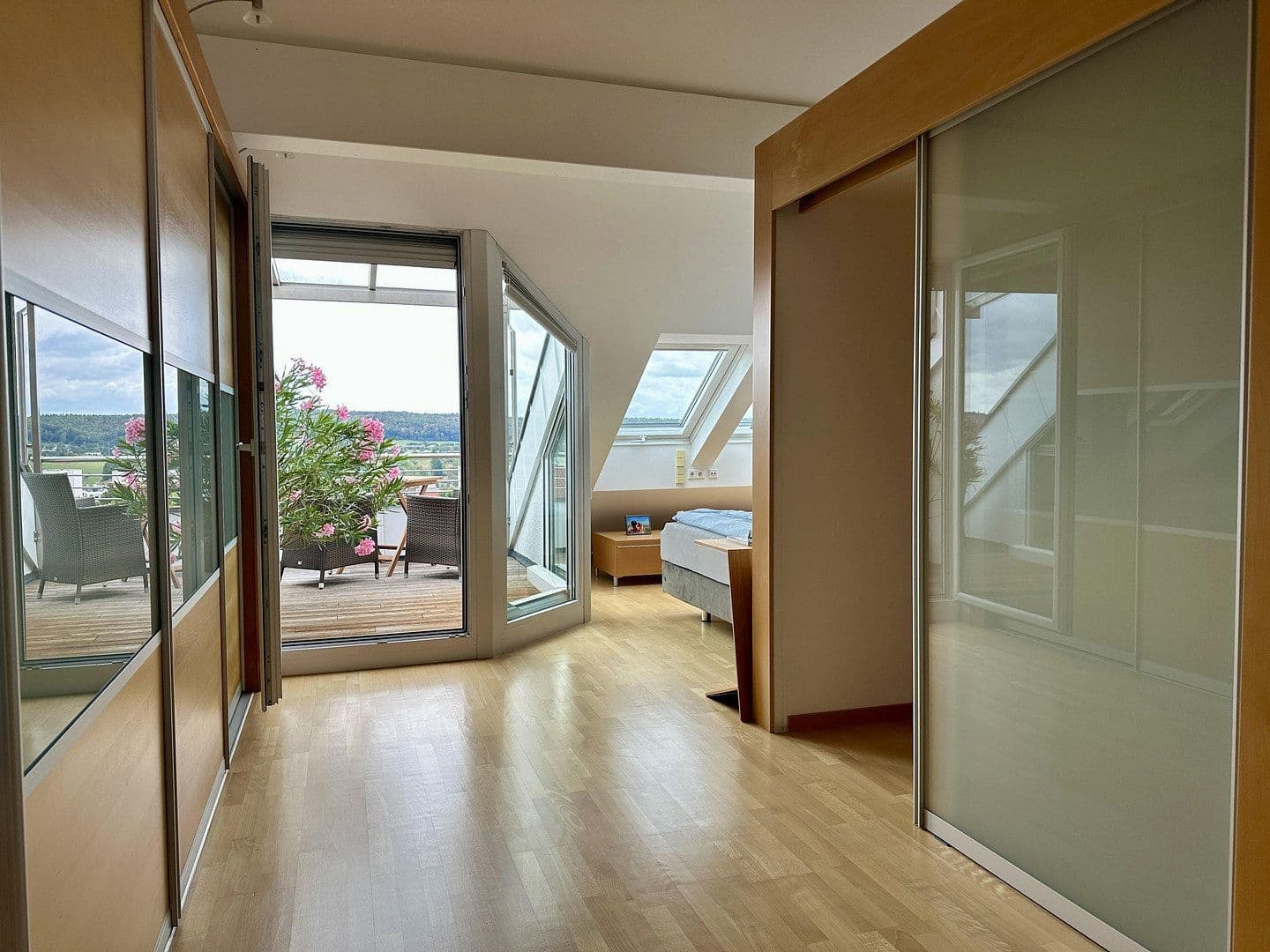 Predaj domu 172 m², pozemok 261 m², Waldenbuch, Bádensko-Wurttembersko Predaj domu 172 m², pozemok 261 m², Waldenbuch, Bádensko-Wurttembersko