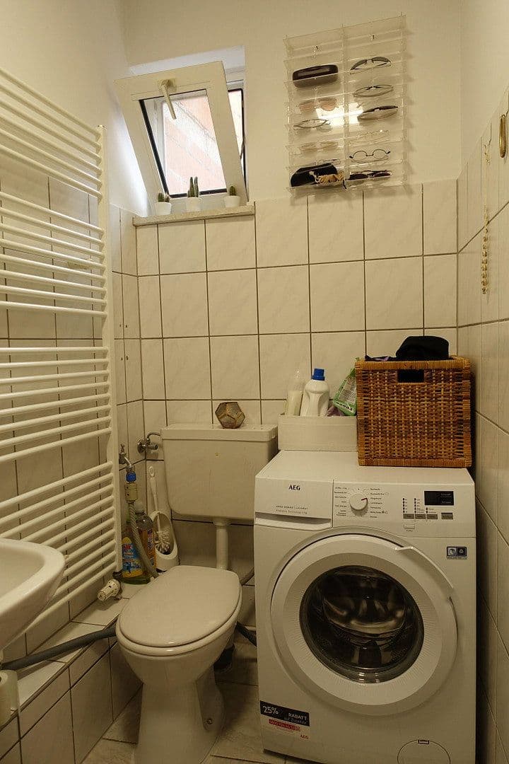 Prenájom bytu 1-izbový 40 m², Gelnhausen, Hesensko Prenájom bytu 1-izbový 40 m², Gelnhausen, Hesensko