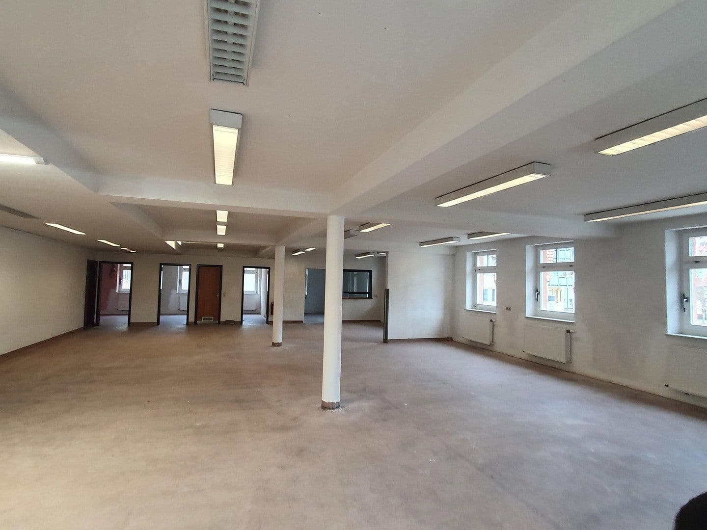 Prenájom kancelárie 291 m², Postplatz 6, Altensteig, Bádensko-Wurttembersko Prenájom kancelárie 291 m², Postplatz 6, Altensteig, Bádensko-Wurttembersko