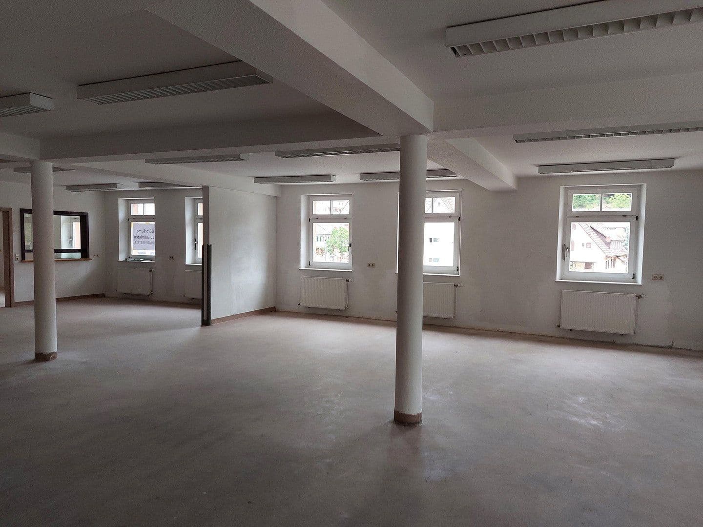 Prenájom kancelárie 291 m², Postplatz 6, Altensteig, Bádensko-Wurttembersko Prenájom kancelárie 291 m², Postplatz 6, Altensteig, Bádensko-Wurttembersko