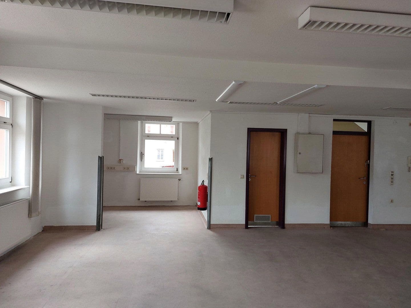 Prenájom kancelárie 291 m², Postplatz 6, Altensteig, Bádensko-Wurttembersko Prenájom kancelárie 291 m², Postplatz 6, Altensteig, Bádensko-Wurttembersko