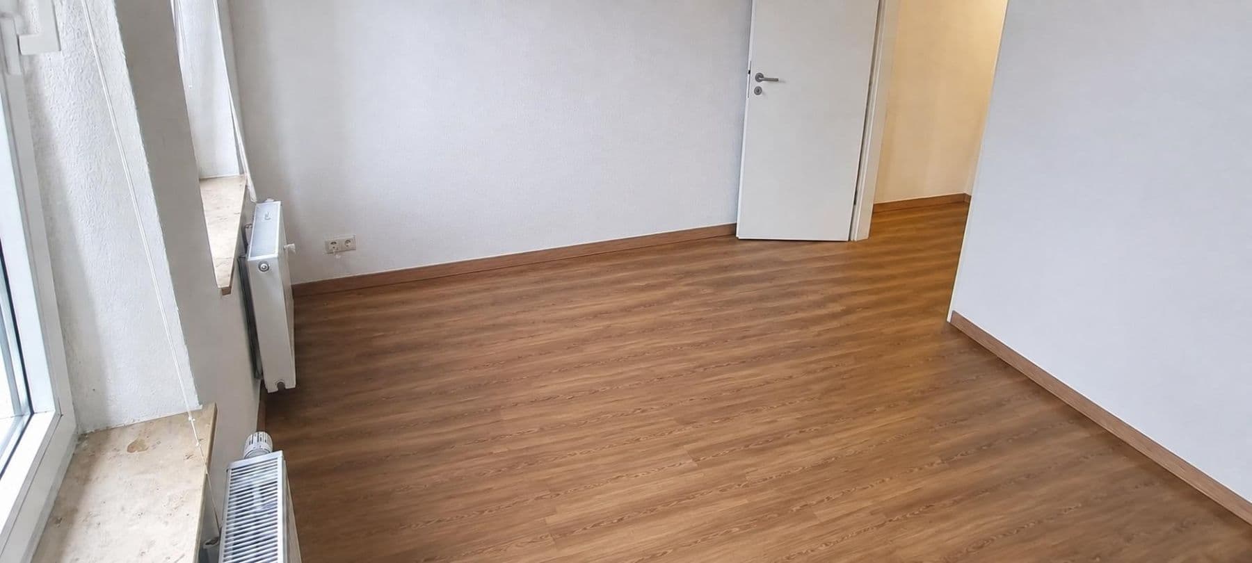 Prenájom bytu 1-izbový 25 m², Kronprinzenstraße 91, Netphen, Severné Porýnie - Westfálsko Prenájom bytu 1-izbový 25 m², Kronprinzenstraße 91, Netphen, Severné Porýnie - Westfálsko