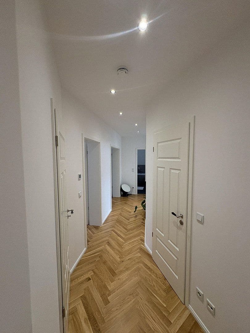Prenájom bytu 3-izbový 87 m², Roßmarktstraße 9, Leipzig, Sasko Prenájom bytu 3-izbový 87 m², Roßmarktstraße 9, Leipzig, Sasko