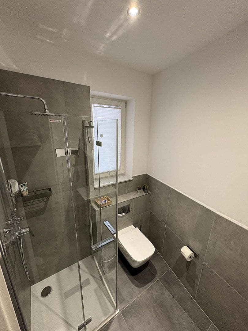 Prenájom bytu 3-izbový 87 m², Roßmarktstraße 9, Leipzig, Sasko Prenájom bytu 3-izbový 87 m², Roßmarktstraße 9, Leipzig, Sasko