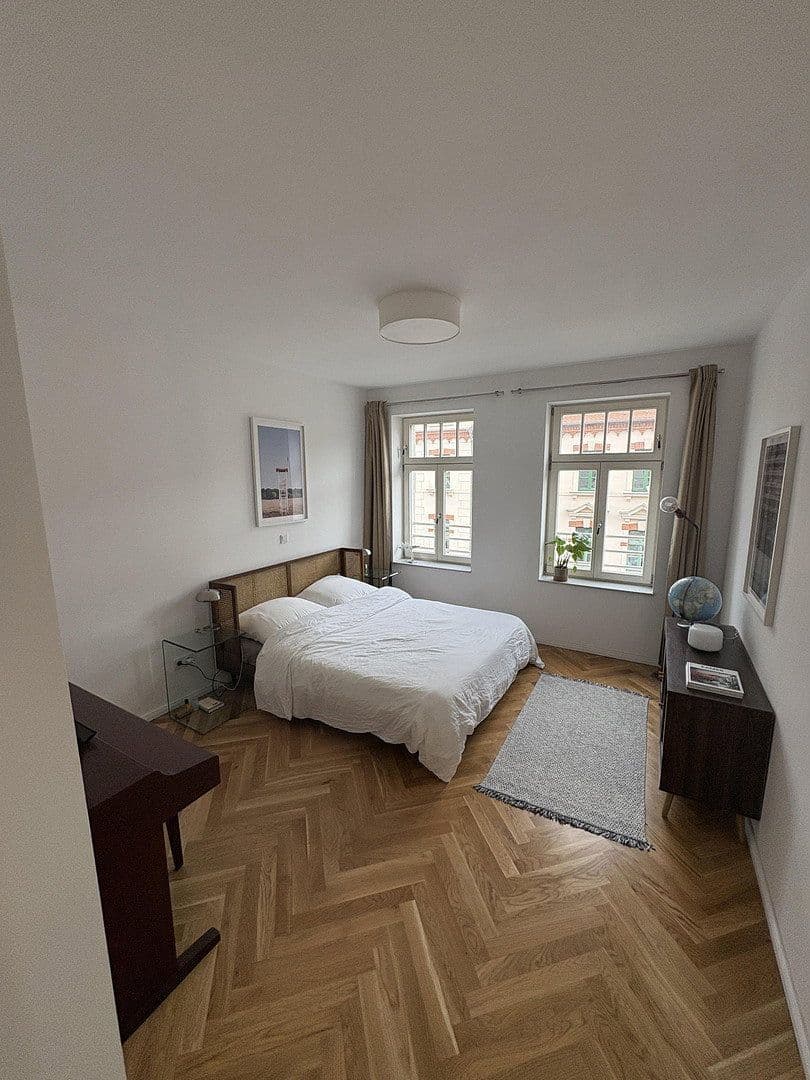 Prenájom bytu 3-izbový 87 m², Roßmarktstraße 9, Leipzig, Sasko Prenájom bytu 3-izbový 87 m², Roßmarktstraße 9, Leipzig, Sasko