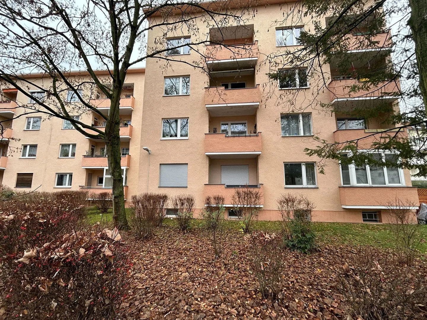 Prenájom bytu 3-izbový 65 m², Suderoder Straße 6, Berlin, Berlín Prenájom bytu 3-izbový 65 m², Suderoder Straße 6, Berlin, Berlín