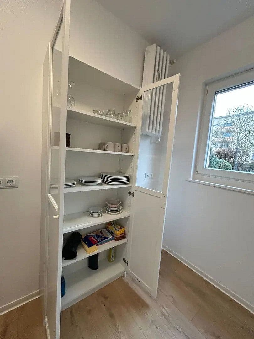 Prenájom bytu 3-izbový 65 m², Suderoder Straße 6, Berlin, Berlín Prenájom bytu 3-izbový 65 m², Suderoder Straße 6, Berlin, Berlín