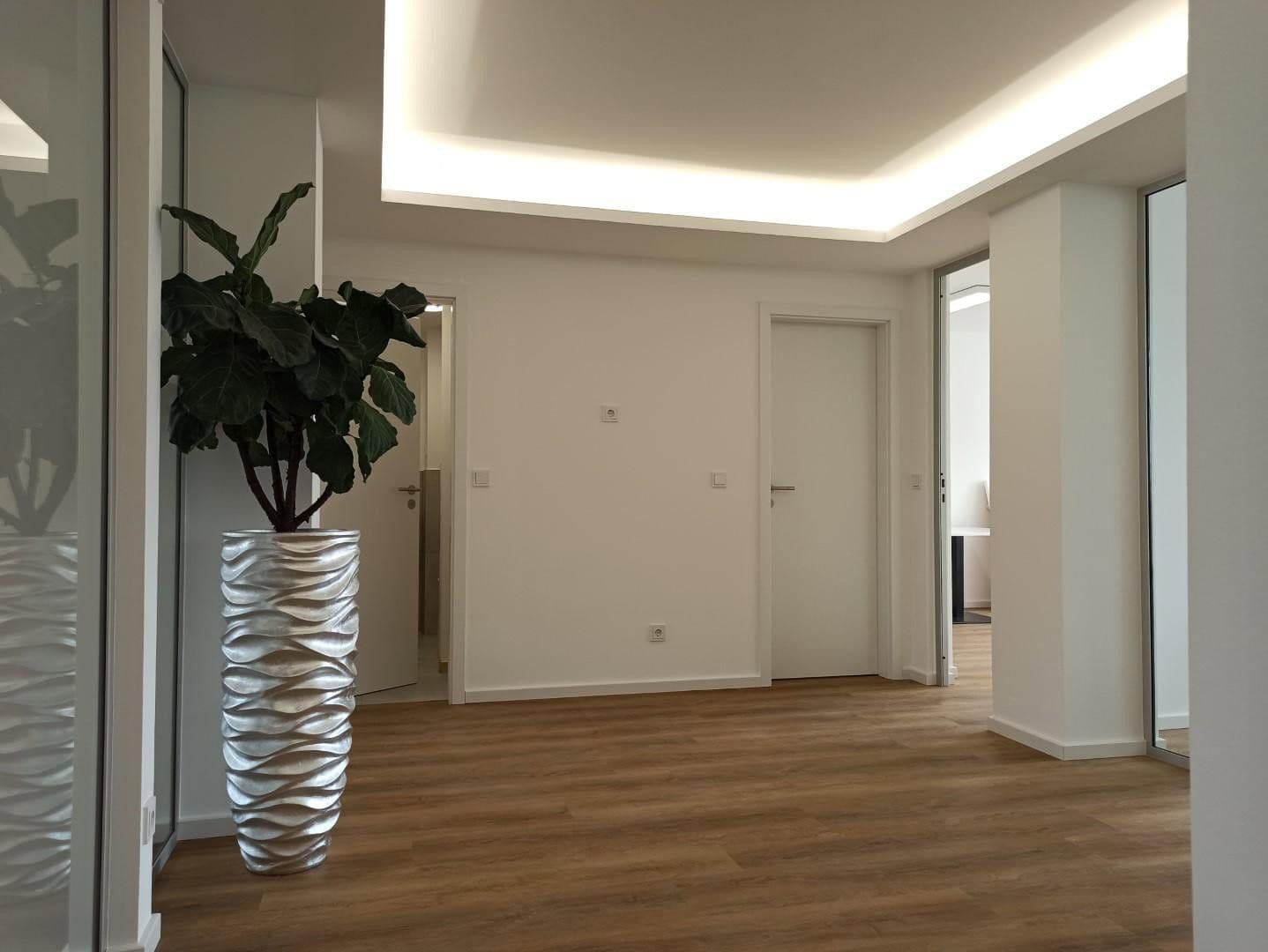 Prenájom kancelárie 90 m², Am Wehrhahn 41, Düsseldorf, Severné Porýnie - Westfálsko Prenájom kancelárie 90 m², Am Wehrhahn 41, Düsseldorf, Severné Porýnie - Westfálsko