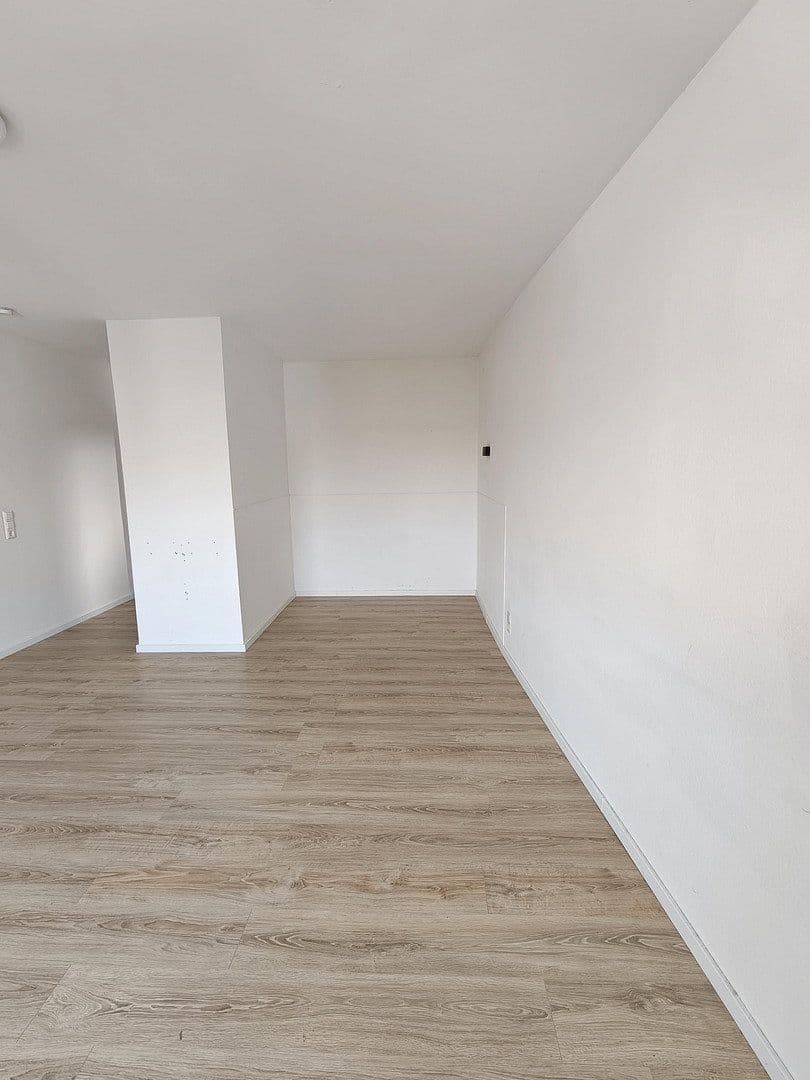 Prenájom bytu 1-izbový 30 m², Ludwigshafen am Rhein, Porýnie-Falcko Prenájom bytu 1-izbový 30 m², Ludwigshafen am Rhein, Porýnie-Falcko
