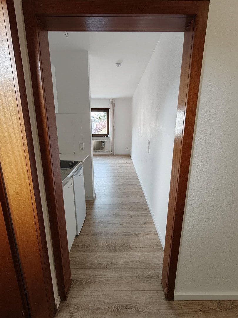 Prenájom bytu 1-izbový 30 m², Ludwigshafen am Rhein, Porýnie-Falcko Prenájom bytu 1-izbový 30 m², Ludwigshafen am Rhein, Porýnie-Falcko