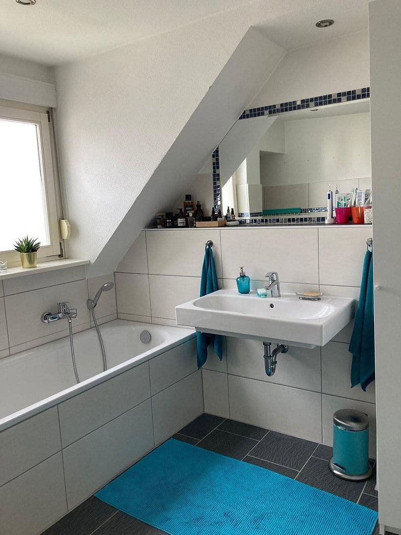 Prenájom bytu 3-izbový 93 m², Millöckerweg 1, Hanau, Hesensko Prenájom bytu 3-izbový 93 m², Millöckerweg 1, Hanau, Hesensko