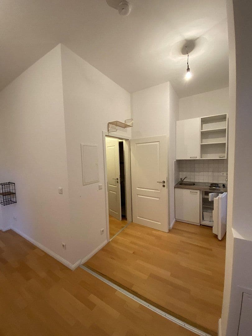 Prenájom bytu 1-izbový 23 m², Reichstr. 0, Nürnberg, Bavorsko Prenájom bytu 1-izbový 23 m², Reichstr. 0, Nürnberg, Bavorsko
