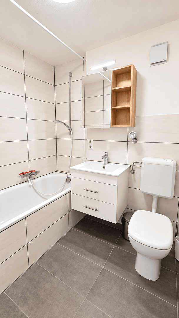 Prenájom bytu 1-izbový 36 m², Heimgartenstr. 53B, Stuttgart, Bádensko-Wurttembersko Prenájom bytu 1-izbový 36 m², Heimgartenstr. 53B, Stuttgart, Bádensko-Wurttembersko