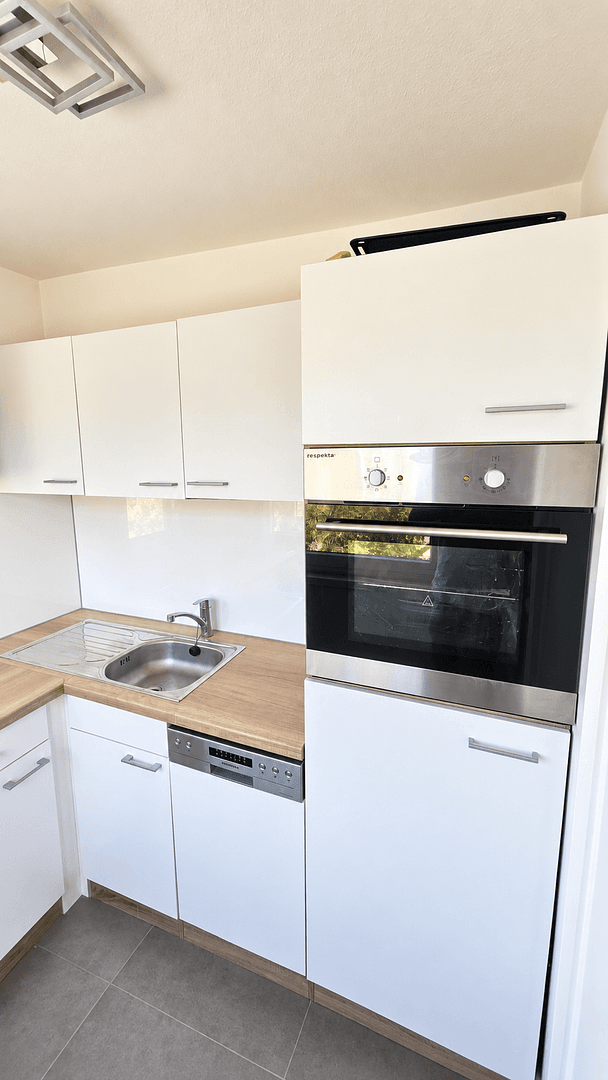 Prenájom bytu 1-izbový 36 m², Heimgartenstr. 53B, Stuttgart, Bádensko-Wurttembersko Prenájom bytu 1-izbový 36 m², Heimgartenstr. 53B, Stuttgart, Bádensko-Wurttembersko