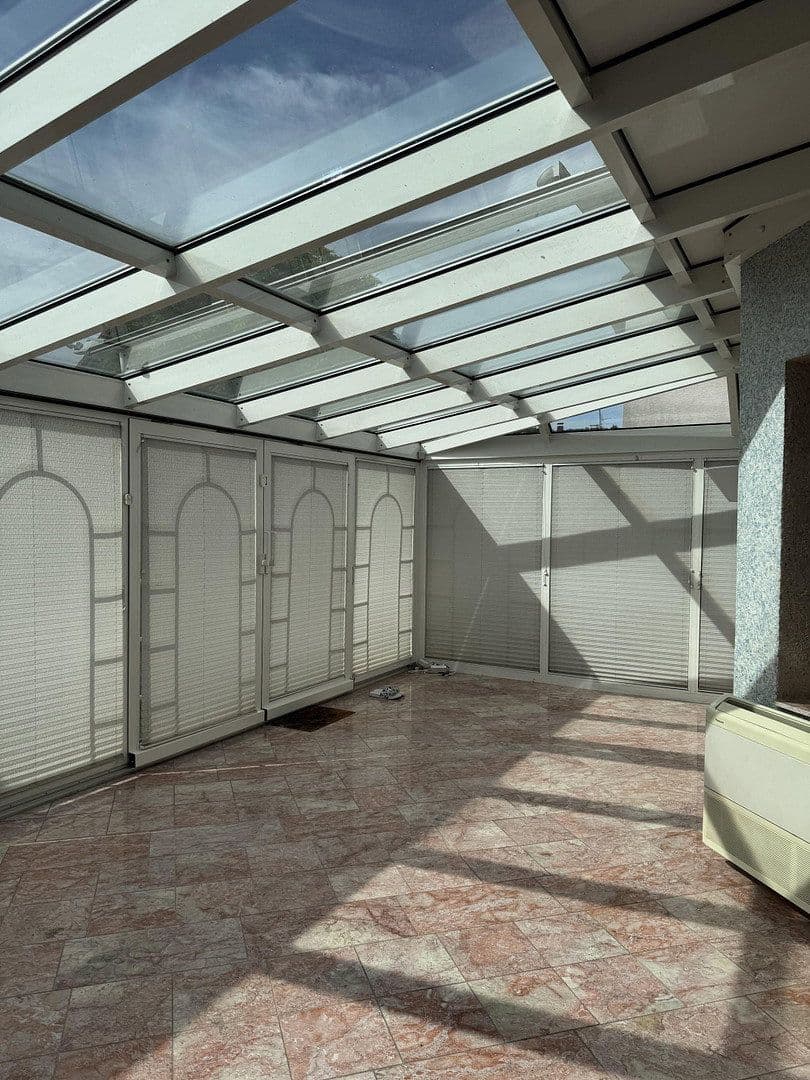 Predaj domu 160 m², pozemok 535 m², Rosbach v. d. Höhe, Hesensko Predaj domu 160 m², pozemok 535 m², Rosbach v. d. Höhe, Hesensko