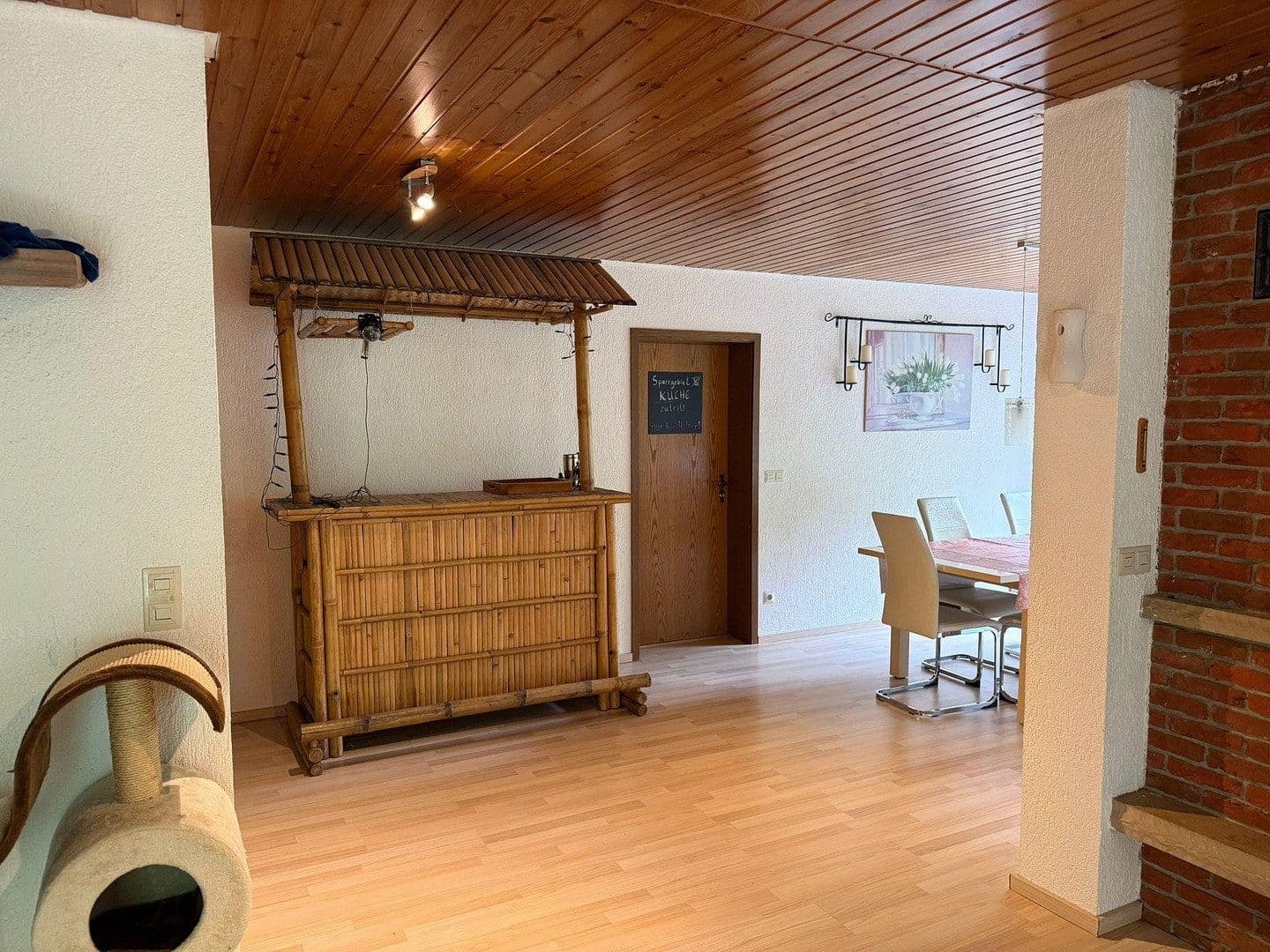 Predaj domu 148 m², pozemok 1.306 m², Mehrstetten, Bádensko-Wurttembersko Predaj domu 148 m², pozemok 1.306 m², Mehrstetten, Bádensko-Wurttembersko