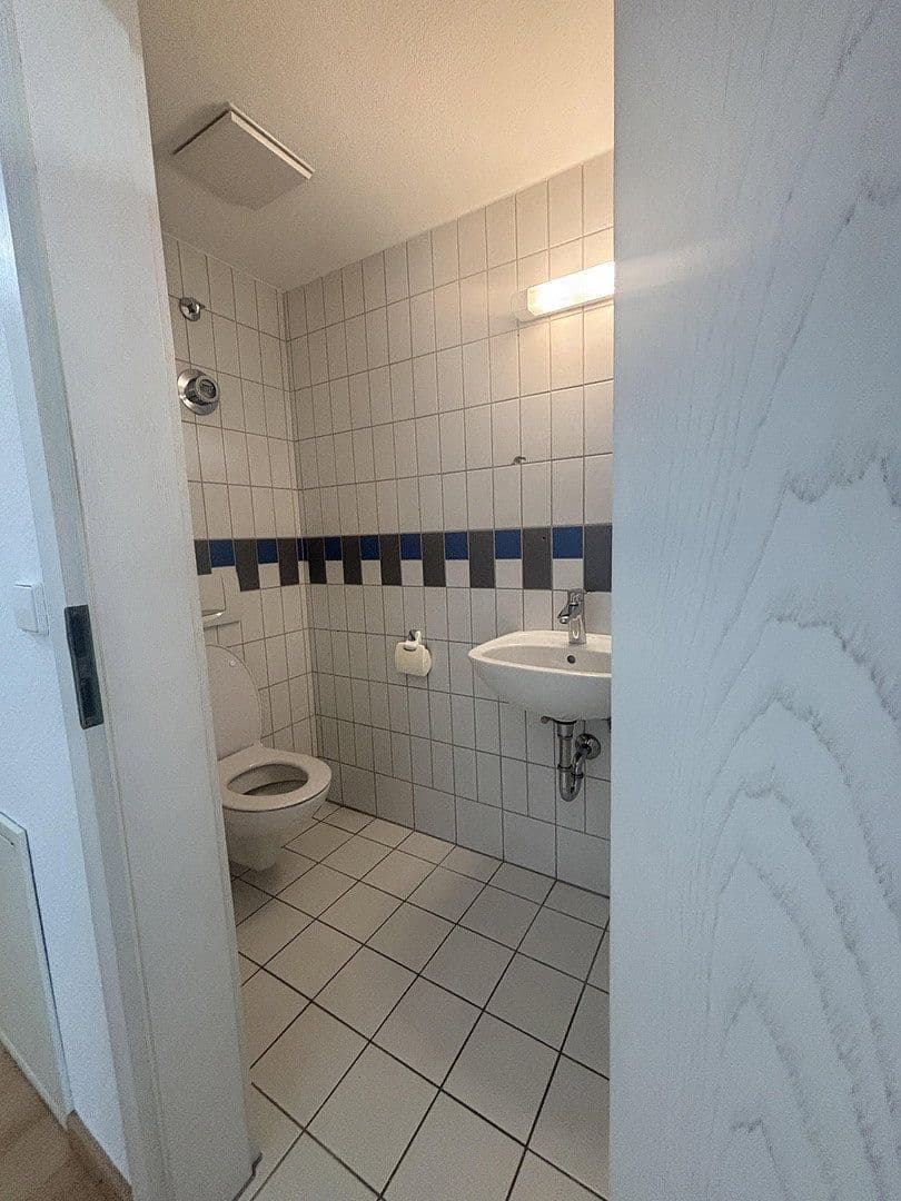 Prenájom bytu 4-izbový 129 m², Leopoldring 13 u. 13/1, Rastatt, Bádensko-Wurttembersko Prenájom bytu 4-izbový 129 m², Leopoldring 13 u. 13/1, Rastatt, Bádensko-Wurttembersko